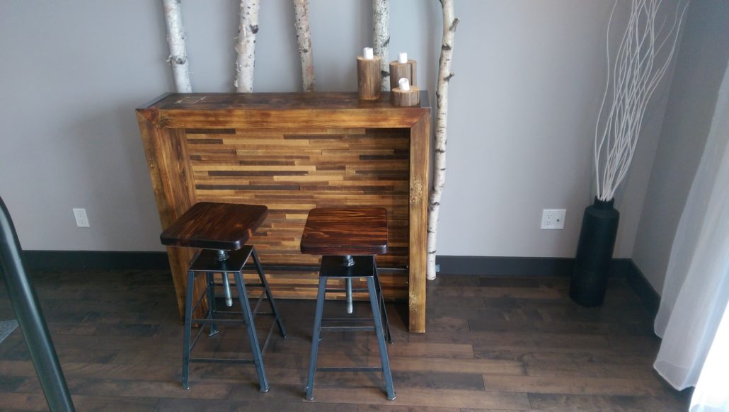 Table Haute Industrielle Sur Mesure – Bar Comptoir – Bois Massif Et Métal – 300 Cm